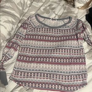 Victoria's Secret Gray and pink/red Patterned Thermal top- like new!